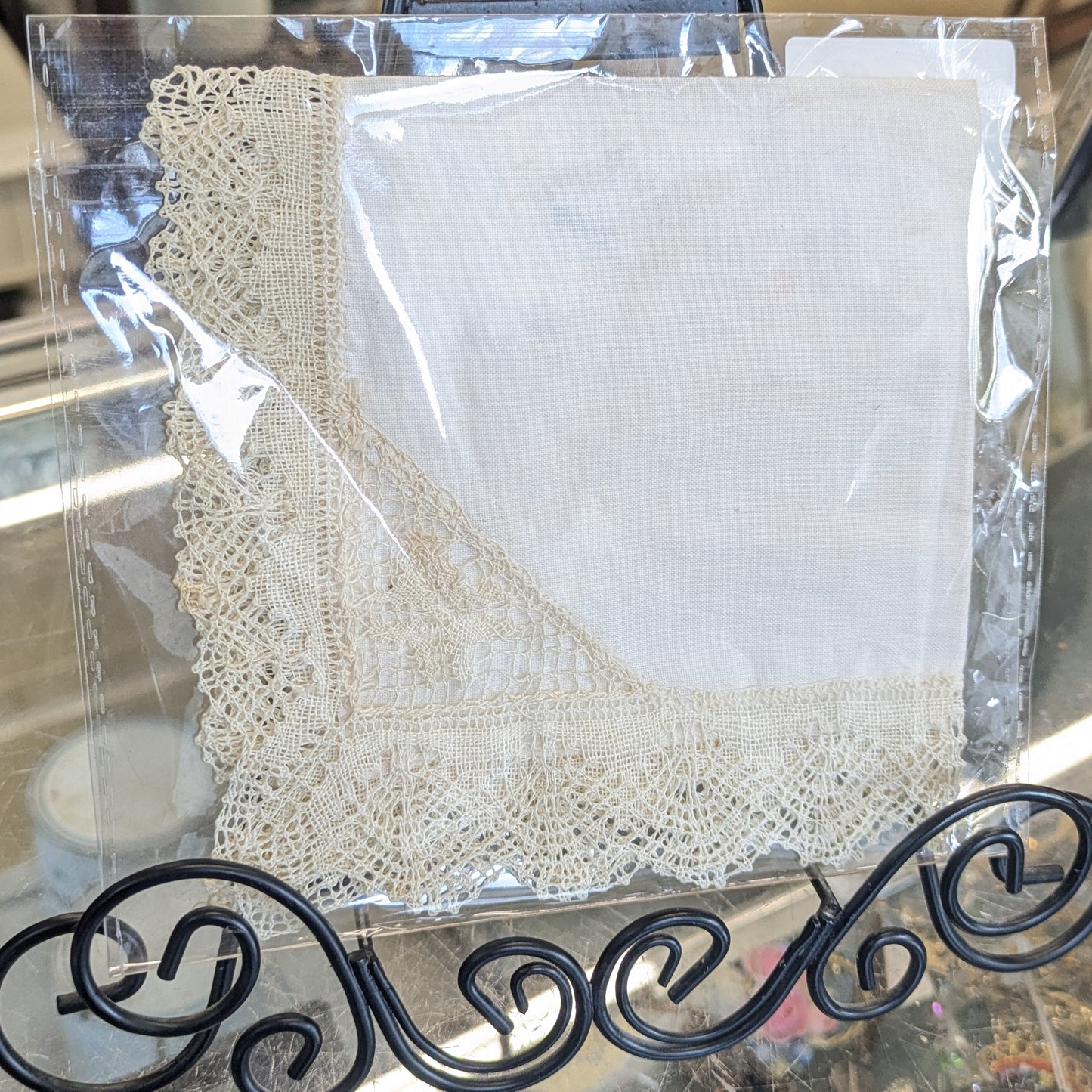 Vintage English Bobbin Lace Hankie